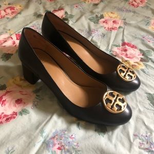 Tori Burch Chelsea Heel